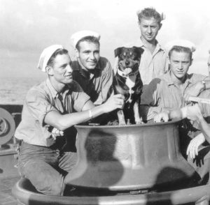 Sinbad posing with sailors